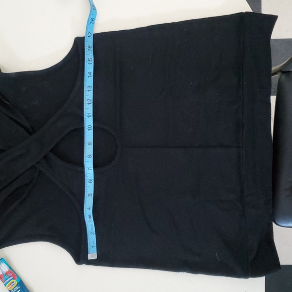 Mossimo Open Back Hooded Top - Picture 15 of 16